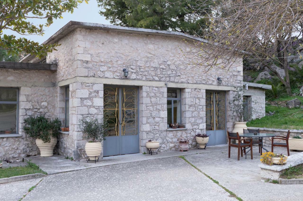Hotel Marathia Arta Exterior photo