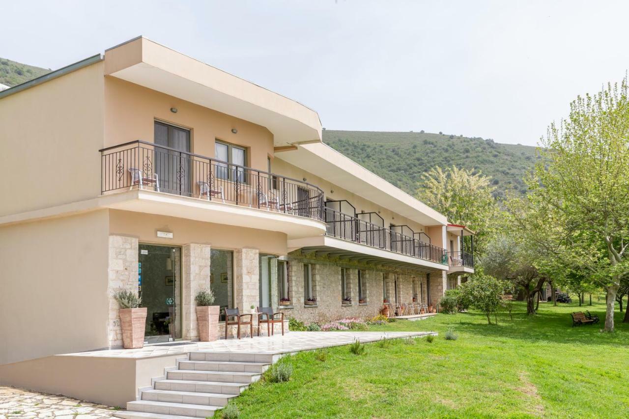 Hotel Marathia Arta Exterior photo